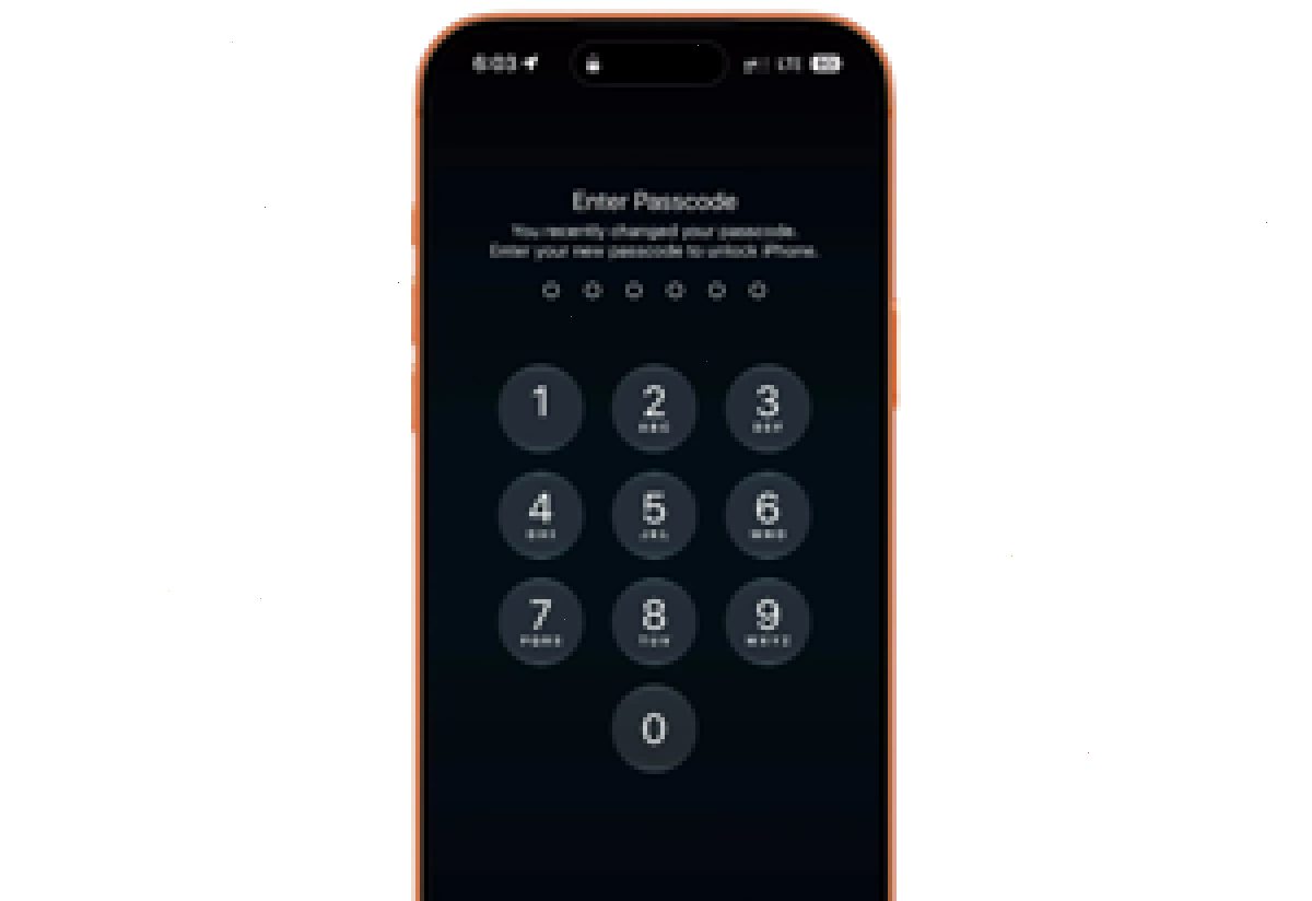 爱思助手_爱思助手_数据同步 | 备份恢复通道：iPhone 18 Pro 翻车：Face ID 连续失败就死机，用户 24 小时死机 5 次（封面配图）